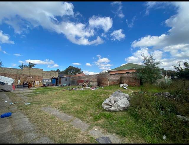 LAND FOR SALE IN SPRINGS CENTRAL